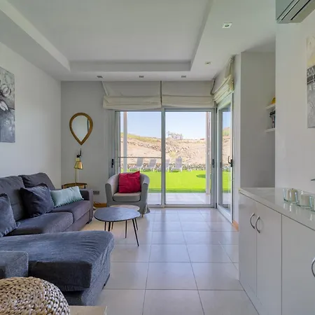 Salobre Private Pool Overlooking To The Golf Course- Pet Friendly شاليه