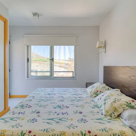 Salobre Private Pool Overlooking To The Golf Course- Pet Friendly בקתה *
